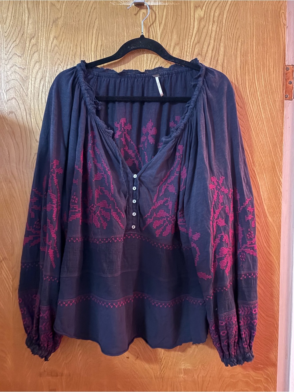 Free People persuasion oversized Boho Embroidered Peasant Top XS - Picture 2 of 13